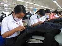 Vào WTO, VN không thể tiếp tục sử dụng “nhân công giá rẻ” như một lợi thế cạnh tranh